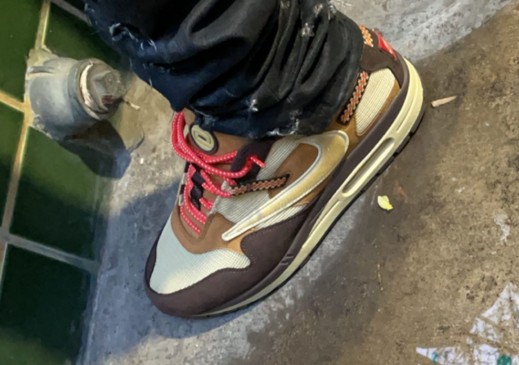 Travis Scott Nike Air Max 1 Baroque Brown