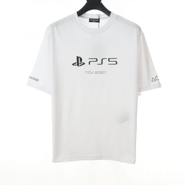 PLAYSTATION™ BOXY T-SHIRT IN WHITE