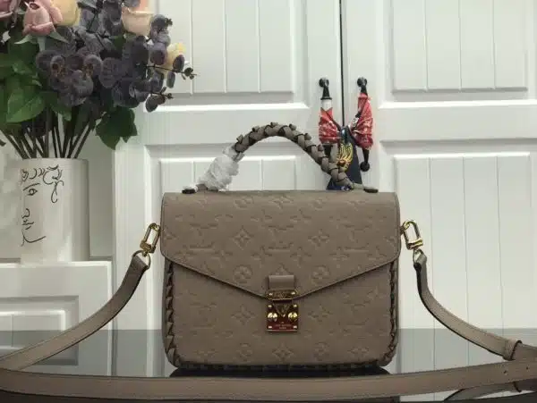 LouisVuitton Bag 43