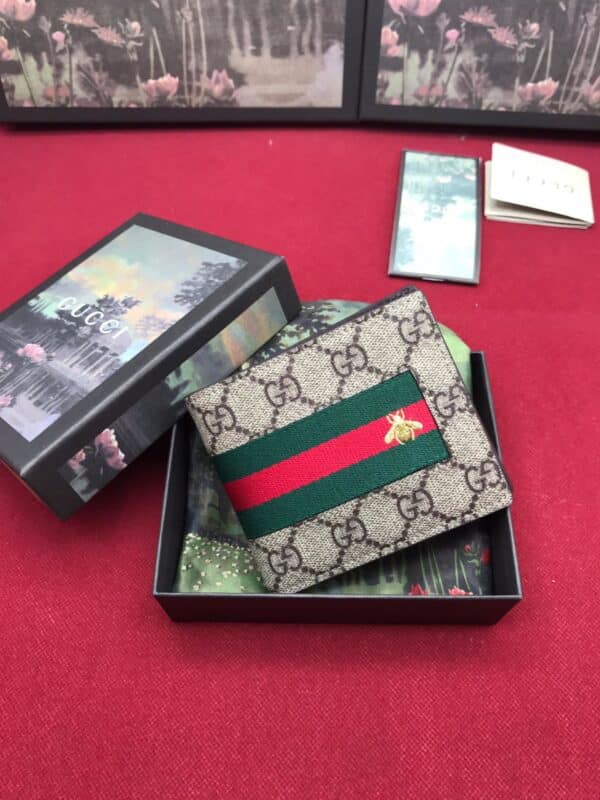 Gucci Wallet 45