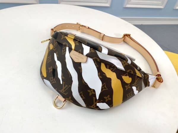 LouisVuitton Bag 121