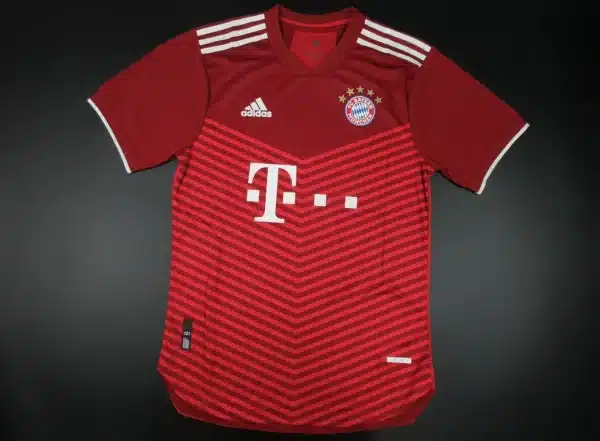 FC Bayern München Player version Home (21/22)