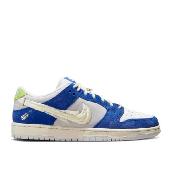 FLY STREETWEAR X DUNK LOW PRO SB 'GARDENIA'