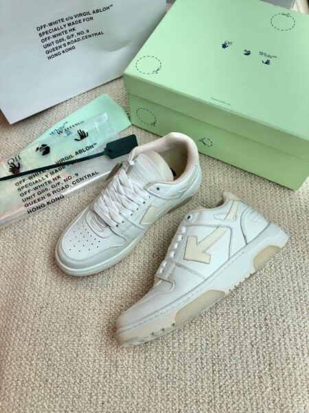 OFF-WHITE Out of office Sneakers (4)