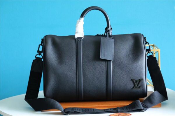 Louis Vuitton Keepall Bag (25)