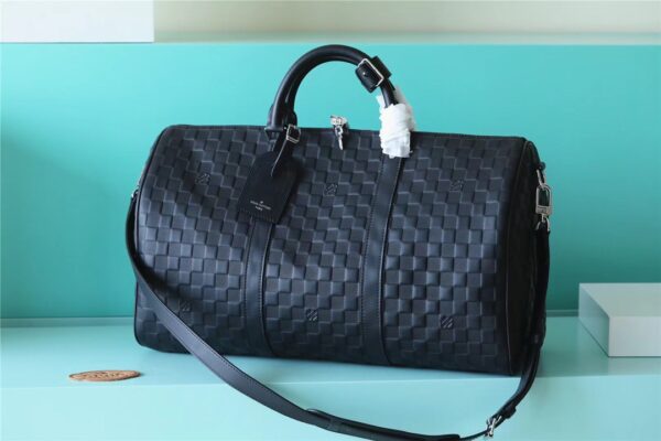 Louis Vuitton Keepall Bag (34)