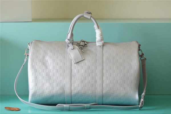 Louis Vuitton Keepall Bag (23)