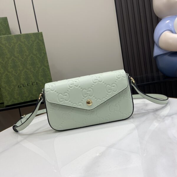 Gucci - Gg Super Mini Shoulder Bag light green