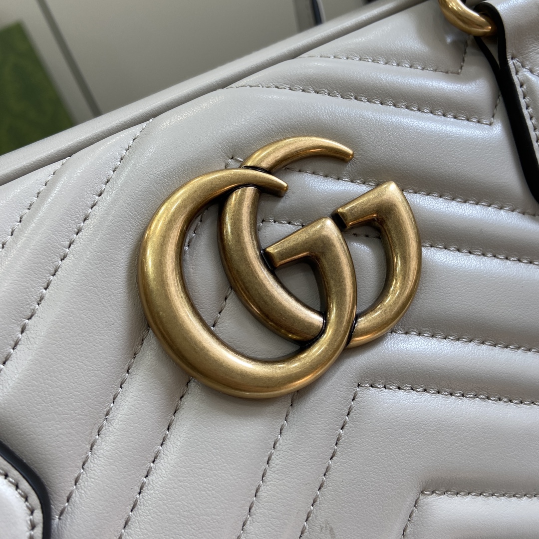 Gucci GG MARMONT medium handbag. weight: about 21 ounces. Model:795218. Dimensions: 35.5W x 16.5H x 7cmD. Color: Light Grey/Original Leather. - Image 6