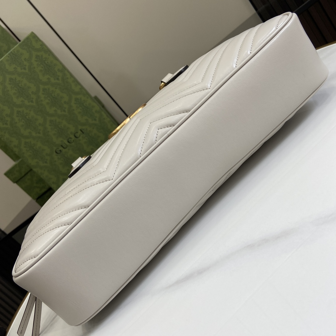 Gucci GG MARMONT medium handbag. weight: about 21 ounces. Model:795218. Dimensions: 35.5W x 16.5H x 7cmD. Color: Light Grey/Original Leather. - Image 7