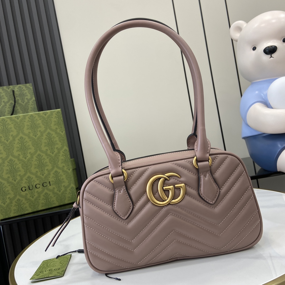 Gucci GG MARMONT medium handbag. weight: about 21 ounces. Model:795199. Dimensions: 25.5W x 15.5H x 6.5cmD. Color: Nude Pink/Original Leather.