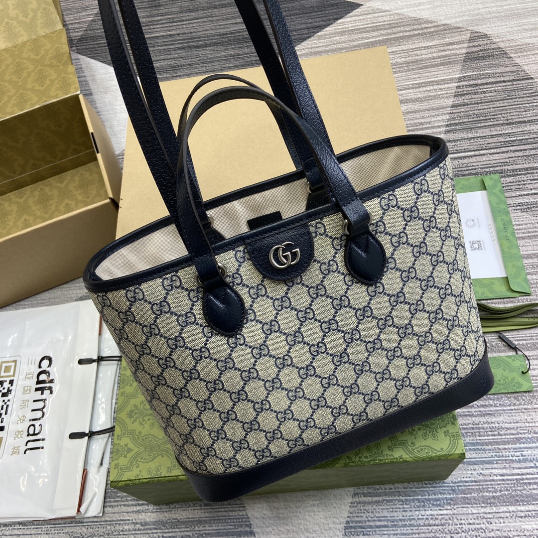 Gucci Ophidia series is still one of Gucci's iconic handbags Model:765043 Size: 31*25*13cm Color: blue/pvc. Search - Image 4