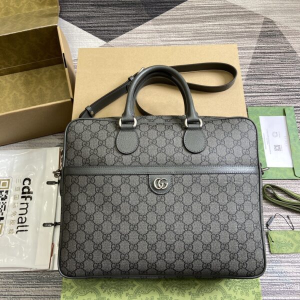 Gucci GG pattern is combined with lightweight structures in neutral colors to give each piece a timeless style Model:792116 Medium size: 36.5x 29x7.5cm Color: Grey PVC. Search