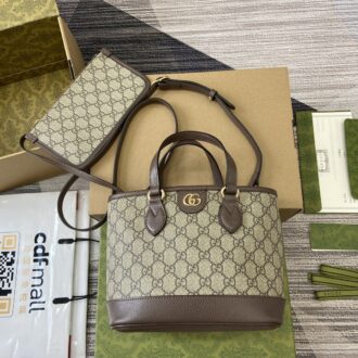 Gucci Ophidia series medium GG tote Model number:811716. Dimensions: 22 (W) x 18 (H) x 10 cm (D) Color: brown/pvc.