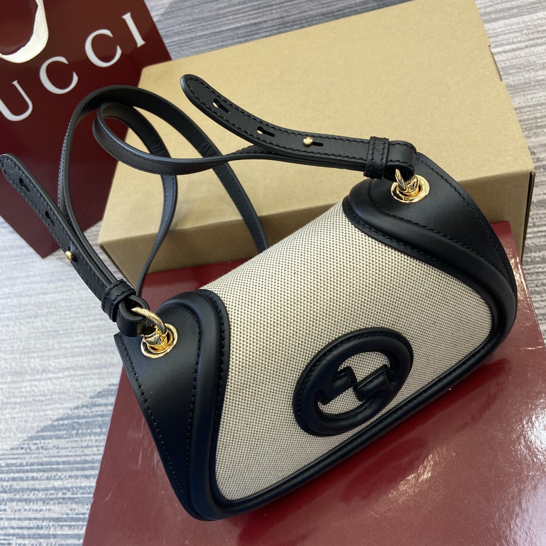 Gucci Blondie series handbags are decorated with the classic logo of the brand series that debuted in the early 1970s. Model:815700. Size: 21.5 (length) x 11 (height) x 8cm (thickness) Color: Black/Canvas. - Image 10