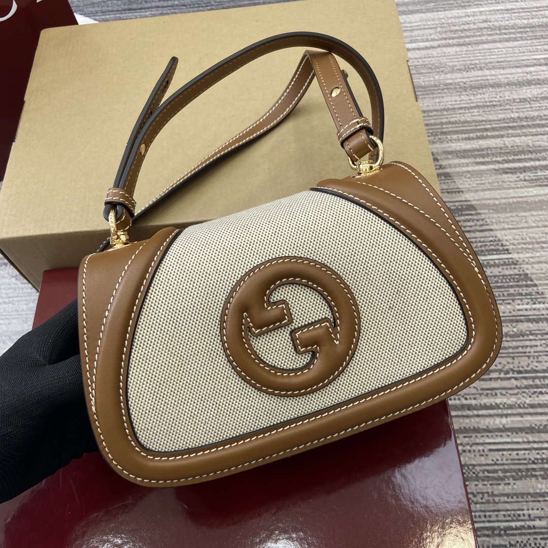 Gucci Blondie series handbags are decorated with the classic logo of the brand series that debuted in the early 1970s. Model:815700. Size: 21.5 (length) x 11 (height) x 8cm (thickness) Color: Brown/Canvas. - Image 8