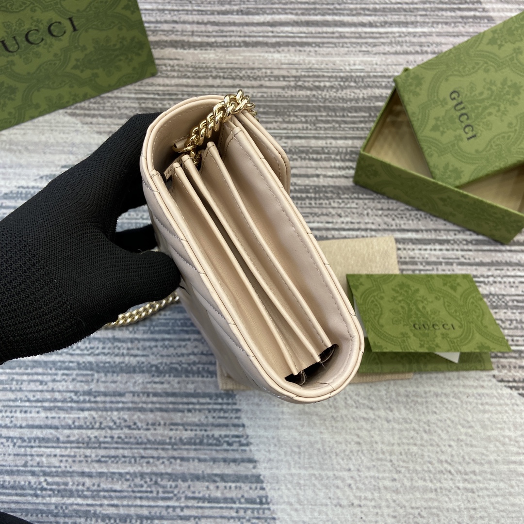 Gucci GG Marmont series quilted mini handbag Model number:474575. Size: 20 (W) x 13 (H) x 6cm (D) Color: New Light Pink/Original Leather. - Image 9