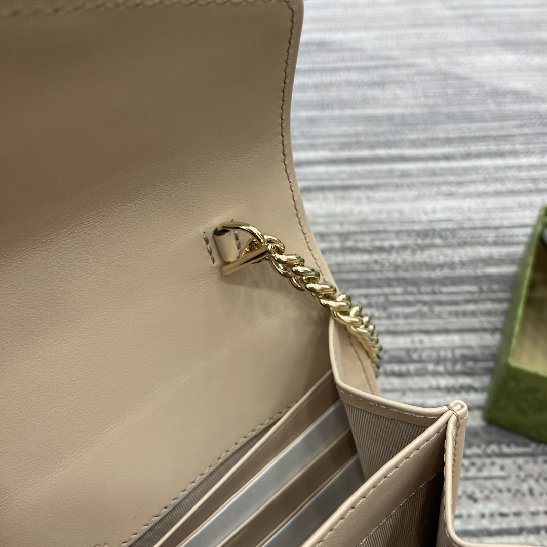 Gucci GG Marmont series quilted mini handbag Model number:474575. Size: 20 (W) x 13 (H) x 6cm (D) Color: New Light Pink/Original Leather. - Image 5