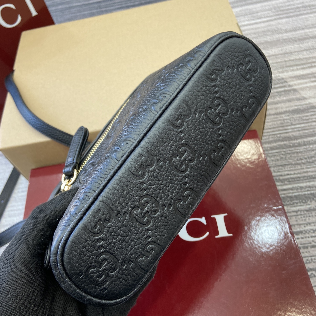 Gucci GG Emblem series super mini handbag Model number: 815949. Size: 20 (W) x 12 (H) x 5cm (D) Color: embossed leather/original leather. - Image 5