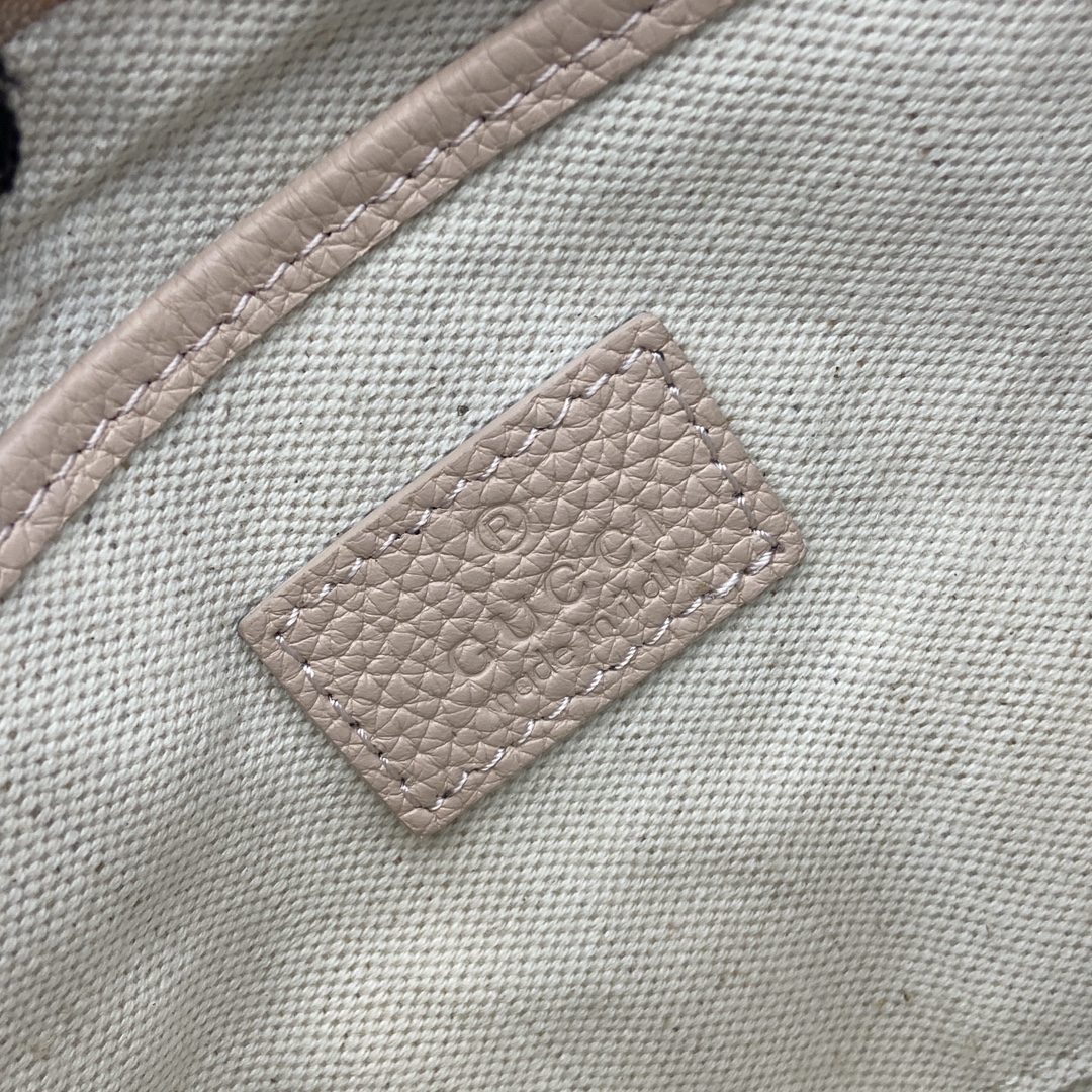 Gucci GG Emblem series small shoulder bag - Image 2