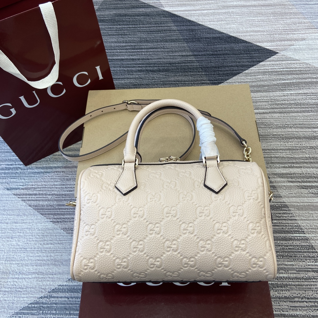 Gucci GG Emblem series small handbag Model:815255. Size: 25.5 (length) x 16 (width) x 14 cm (thickness) Color: lychee grain/original leather. - Image 10