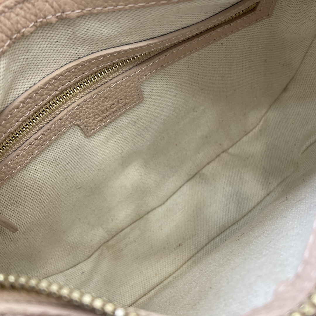 Gucci GG Emblem series medium shoulder Model:820453. Dimensions: 32 (W) x 24 (H) x 7cm (D) Color: Pink pressed leather/Original leather. - Image 4