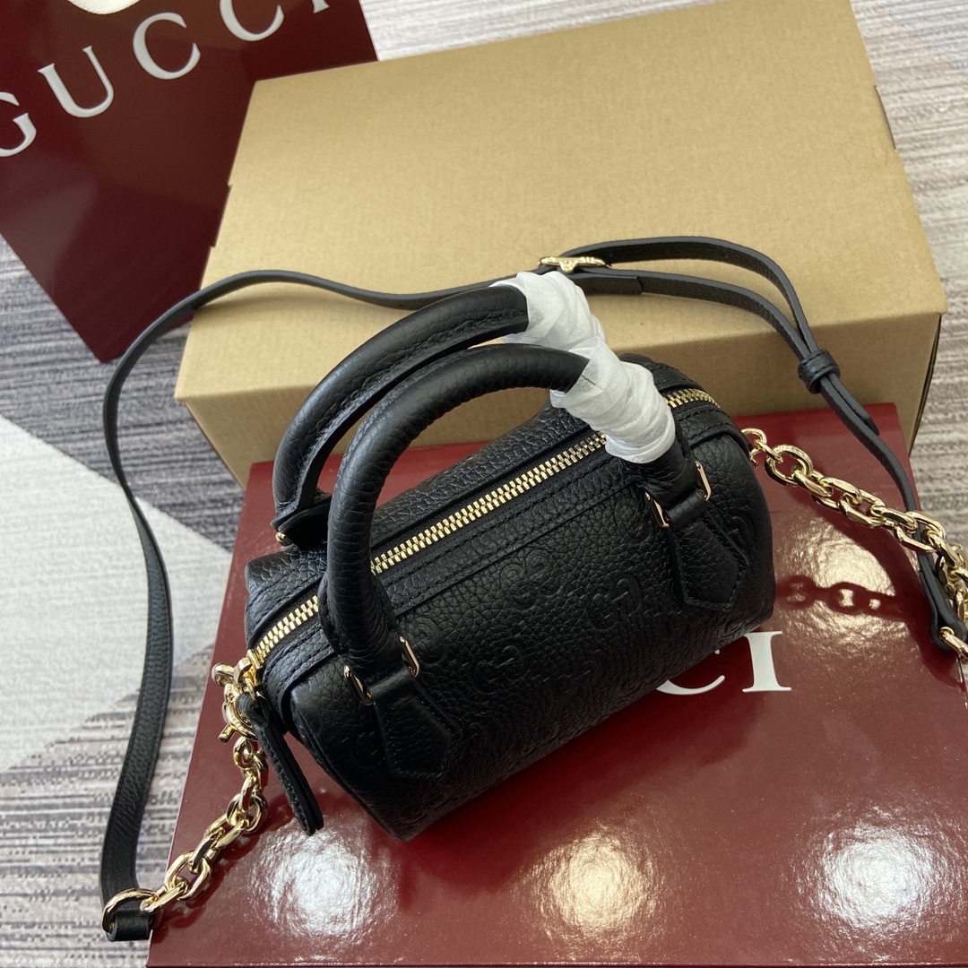 Gucci GG Emblem series super mini handbag Model:815256. Size: 16.5 (length) x 10 (width) x 8cm (thickness) Color: Black full leather/original leather - Image 9