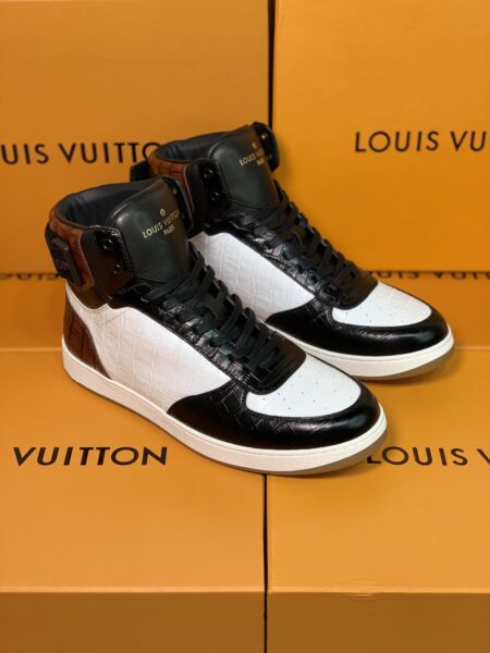 Louis Vuitton TUP