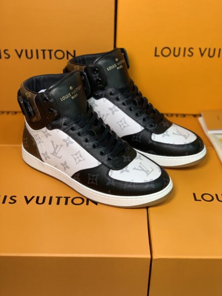 Louis Vuitton TUP