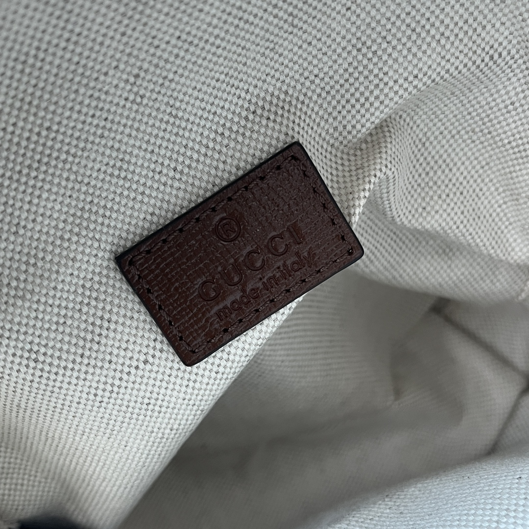 Gucci GG Supreme canvas BAG Model: 725654 Size: 15 × 19 × 8 cm. - Image 2