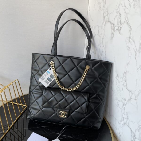 Chanel 23p full leather shopping bag Size: 35/32/9 Style No. AS4359
