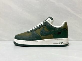 LOUIS VUITTON Trainer