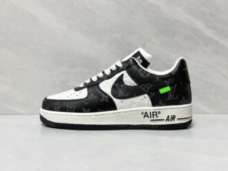 LOUIS VUITTON Trainer