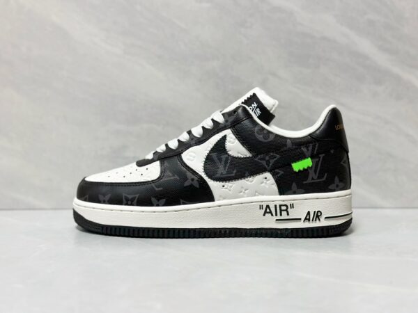 LOUIS VUITTON Trainer