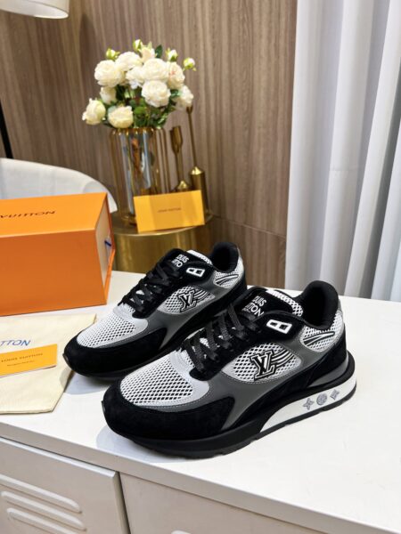 LOUIS VUITTON Trainer