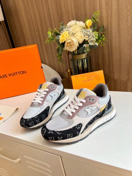 LOUIS VUITTON Trainer