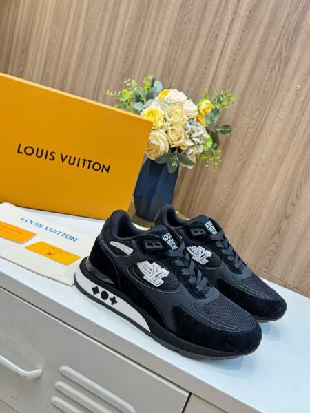LOUIS VUITTON Trainer