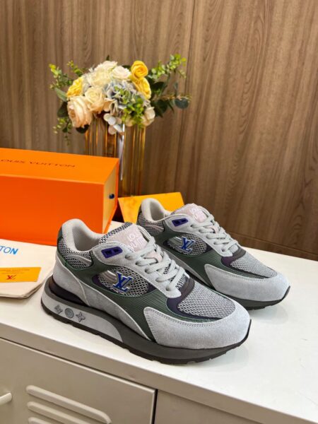 LOUIS VUITTON Trainer