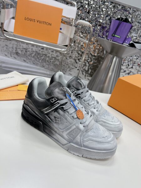 LOUIS VUITTON Trainer
