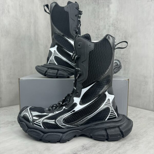 Balenciaga 5XL Sneakers, are high-top boots