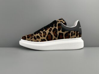 Alexander McQUEEN 2024 latest leopard print McQueen white shoes