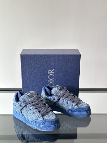 Dior xERL new spring limited edition casual shoes, big tongue skateboard sneakers, jointly created by Dior Man shoe designer Thibo Denis and ERL designers