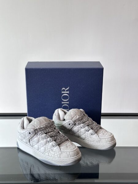 Dior xERL new spring limited edition casual shoes, big tongue skateboard sneakers, jointly created by Dior Man shoe designer Thibo Denis and ERL designers