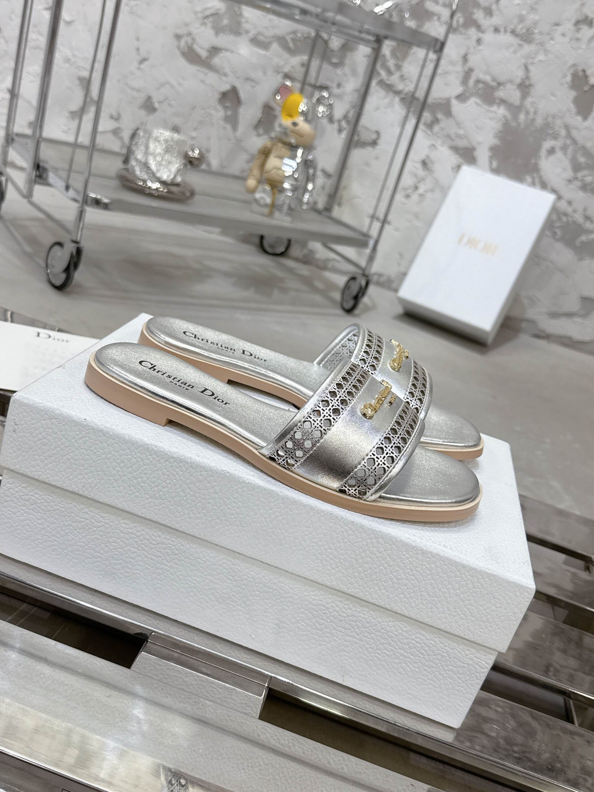 DIOR AND LEWIS HAMILTON