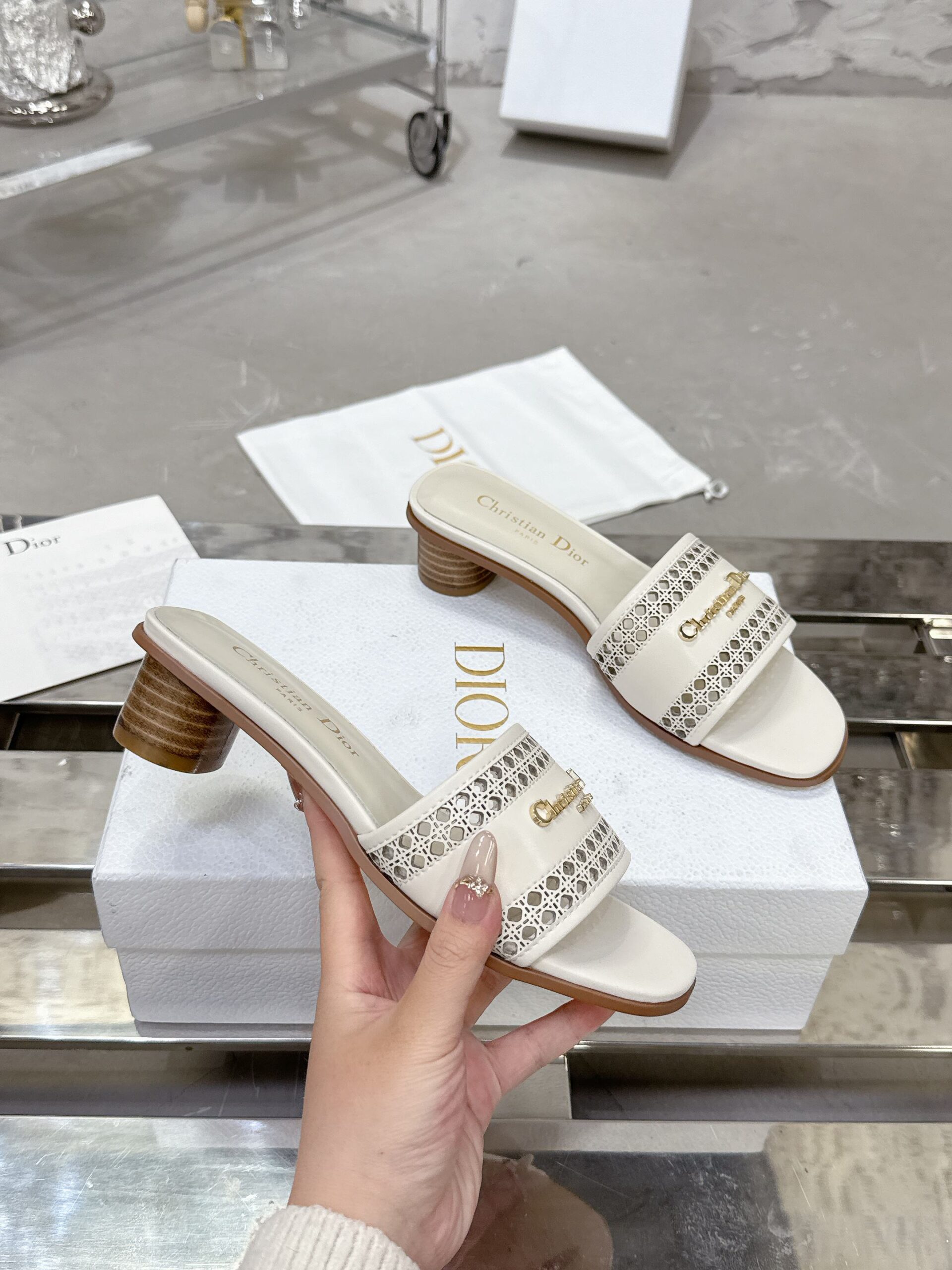 DIOR AND LEWIS HAMILTON