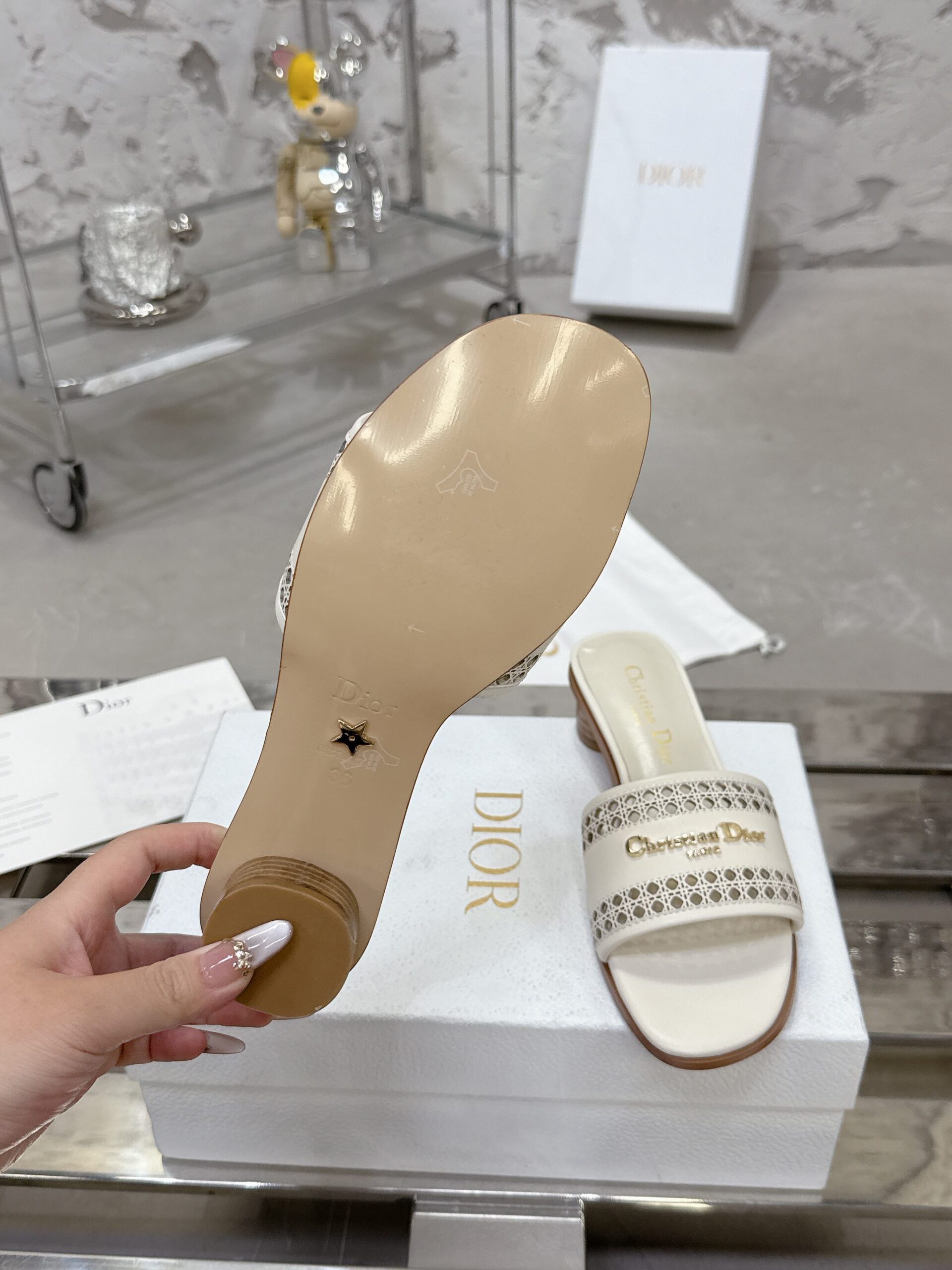 DIOR AND LEWIS HAMILTON - Image 3