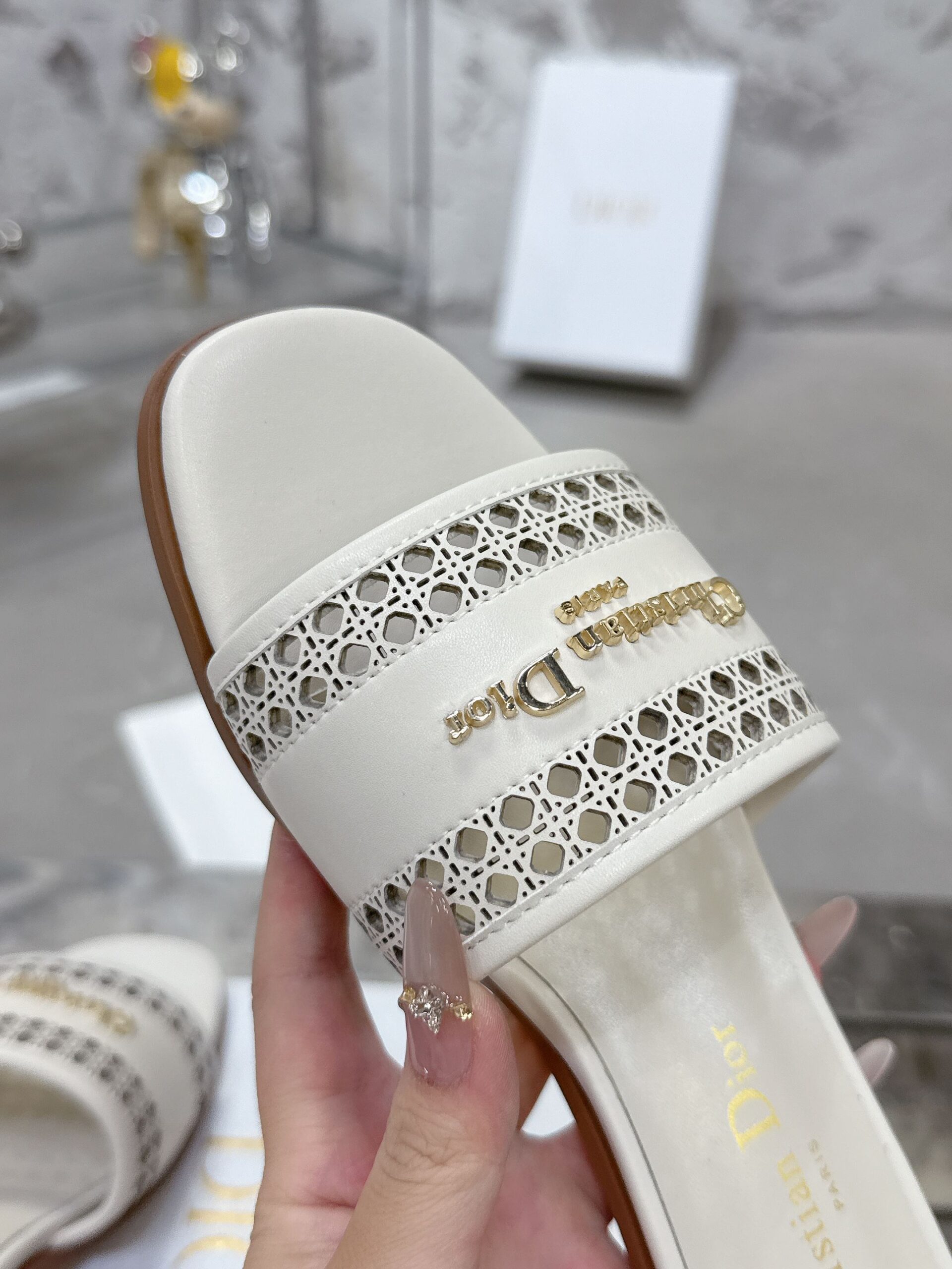 DIOR AND LEWIS HAMILTON - Image 2