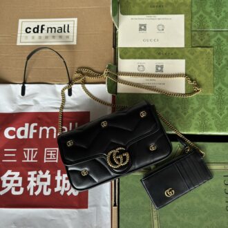 Gucci Marmont series mini shoulder bag Chain shoulder strap (55 cm drop) Snap button closure ·12cm (length) x 21cm (width) x 5cm (thickness) ·Weight: Approx. 0.447kg