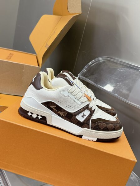 LOUIS VUITTON Trainer
