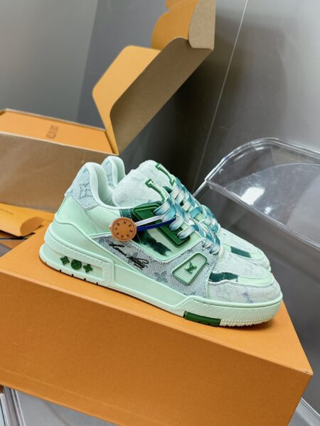 LOUIS VUITTON Trainer